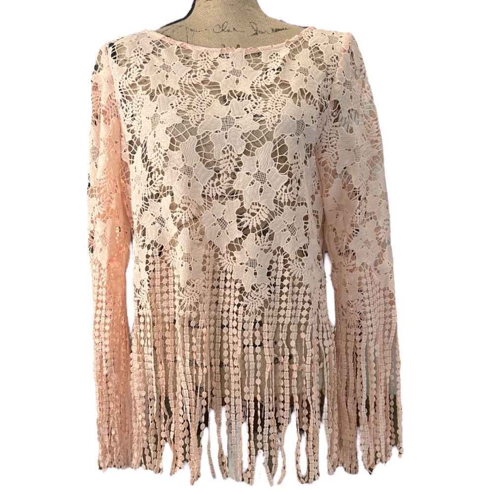 St Studio supertrash peach pink lace fringe hem & longsleeves.  NWT Size large